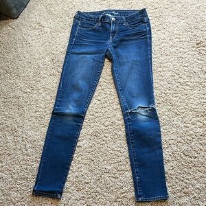 American Eagle Distressed Jeans/Jeggings 8 long